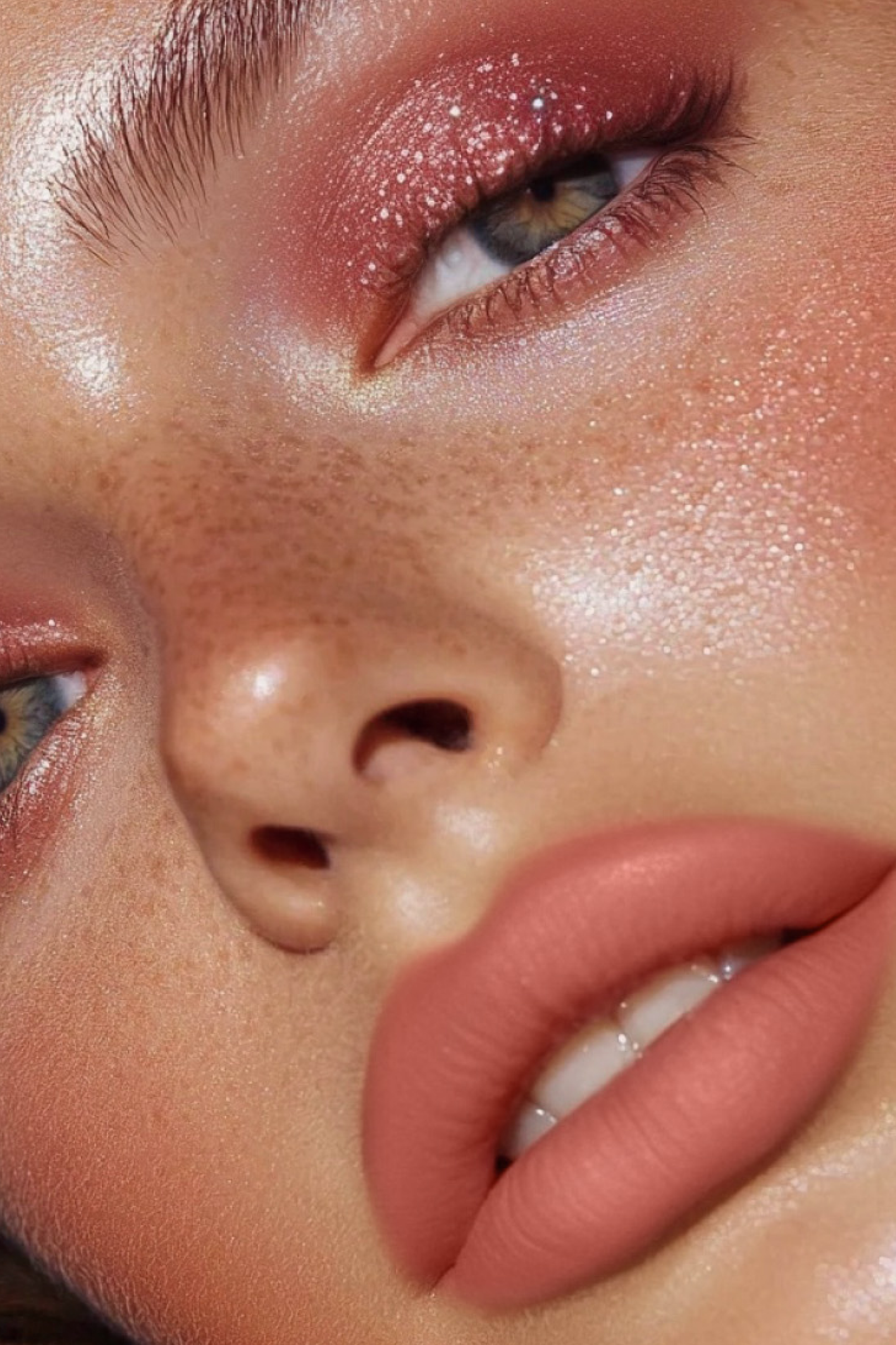 COSMIC KISSES LIPSTICK - ROSE EQUINOX